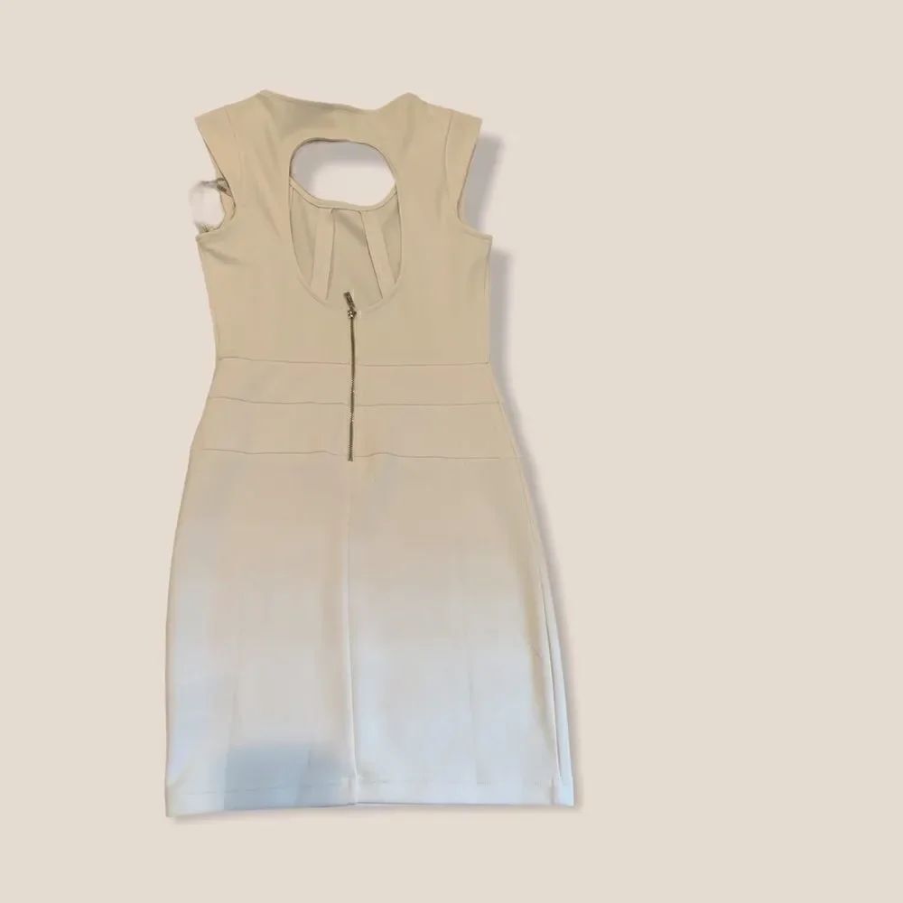 size Small White Guess Bodycon Dress  - Picture 3 of 3